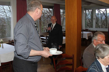 Der Vereinswirt und Kameradschaftmitglied Carl-Friedrich Weid betreut perönlich seine Gäste!